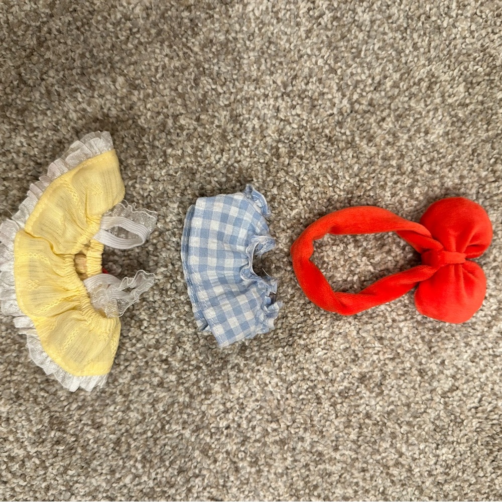 Labubu Fashion Full Outfit (DOLL NOT INCLUDED) - Picture 4 of 4